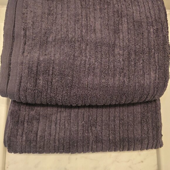 Premium Cotton Bath Towel, Lightweight and Highly Absorbent, Quick Drying Towel - Picture 6 of 6